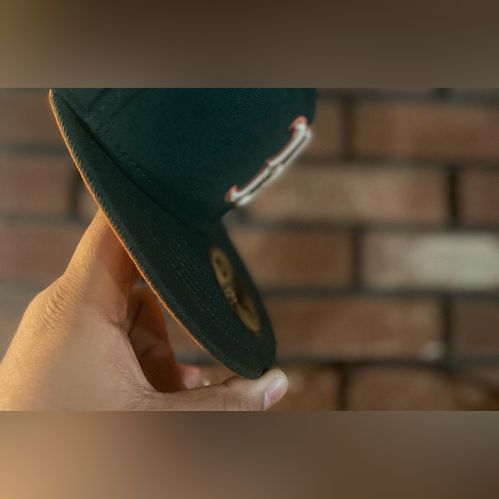 Exclusive hat club fitteds. Unworn!
